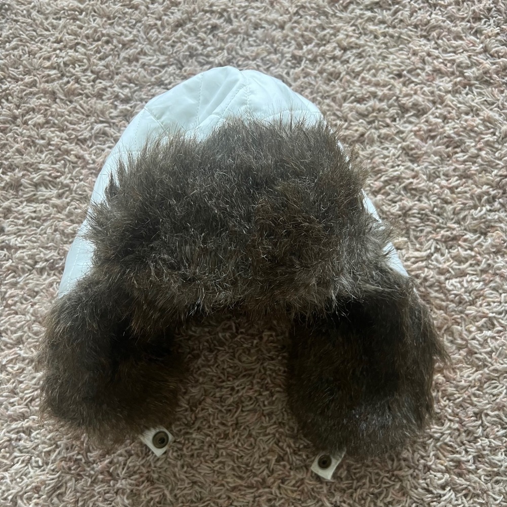 Eddie Bauer White Quilted Down Trapper Hat Faux Fur Trim Ear Flaps L/XL